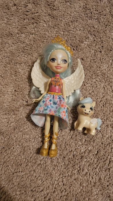 Lalka enchantimals pegaz