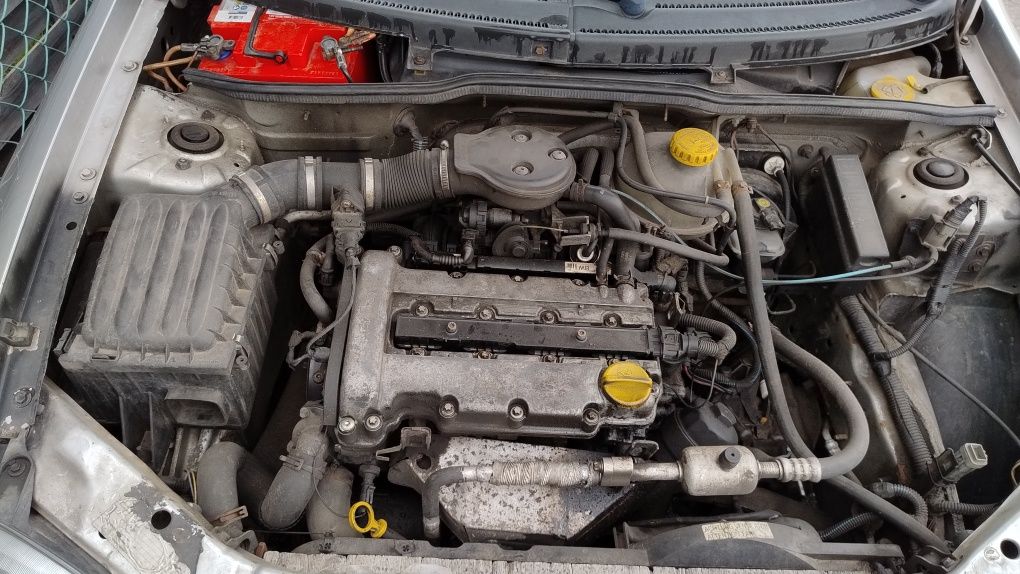 Opel Corsa B 1.2 16v