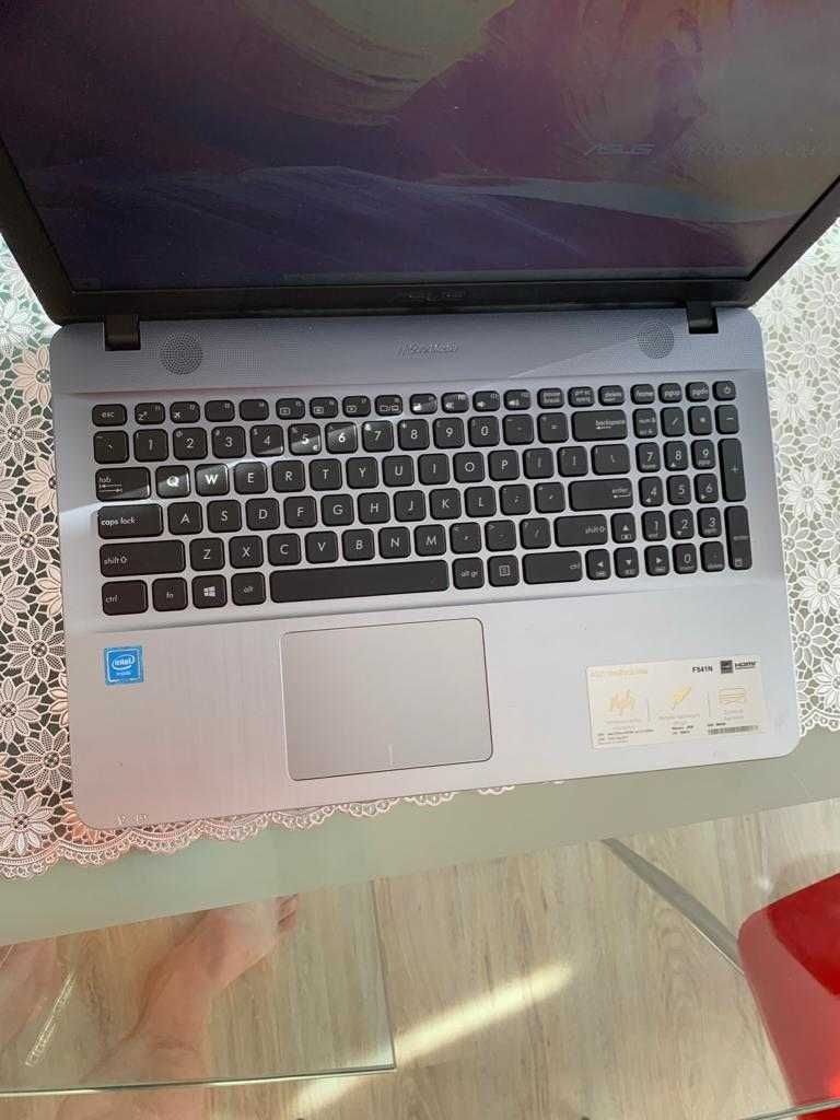 Laptop Asus model F541N 2017r