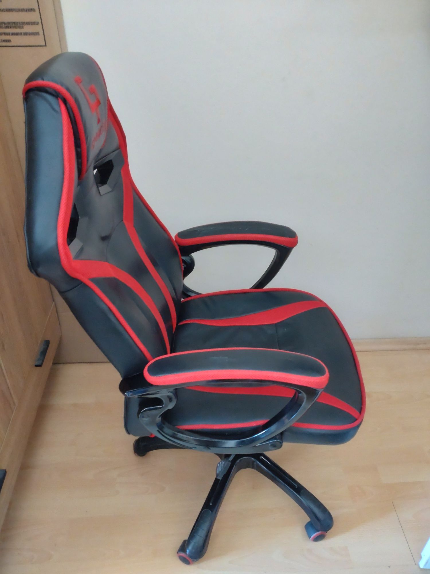 krzesło/fotel gamingowy/biurowy