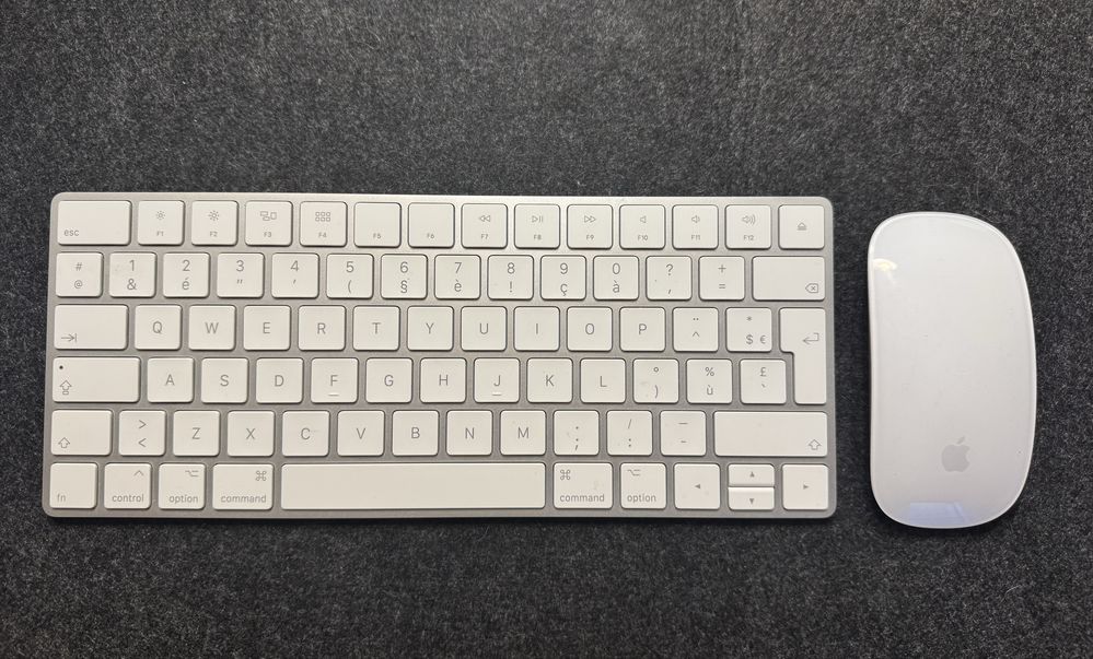 Magic Keyboard & Magic Mouse Apple