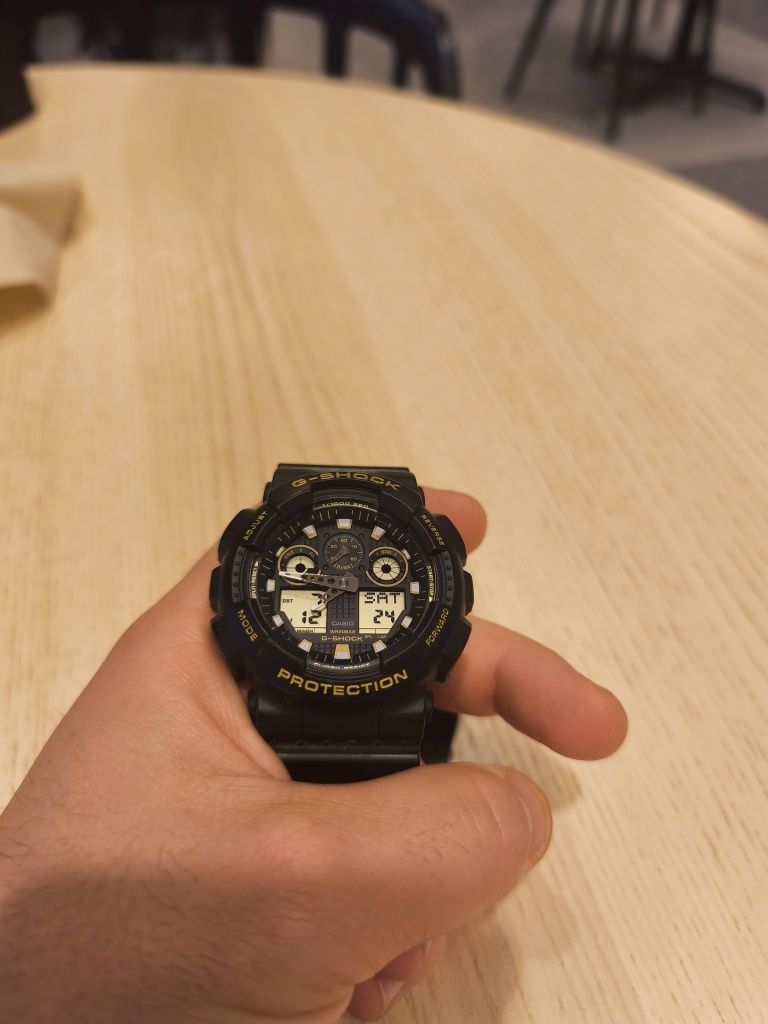 Casio g- shock GA-100GBX gold black