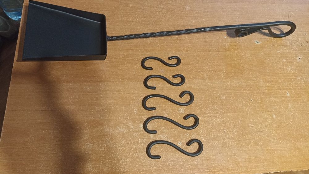 Совок и кочерга (комплект), щипцы, щетка