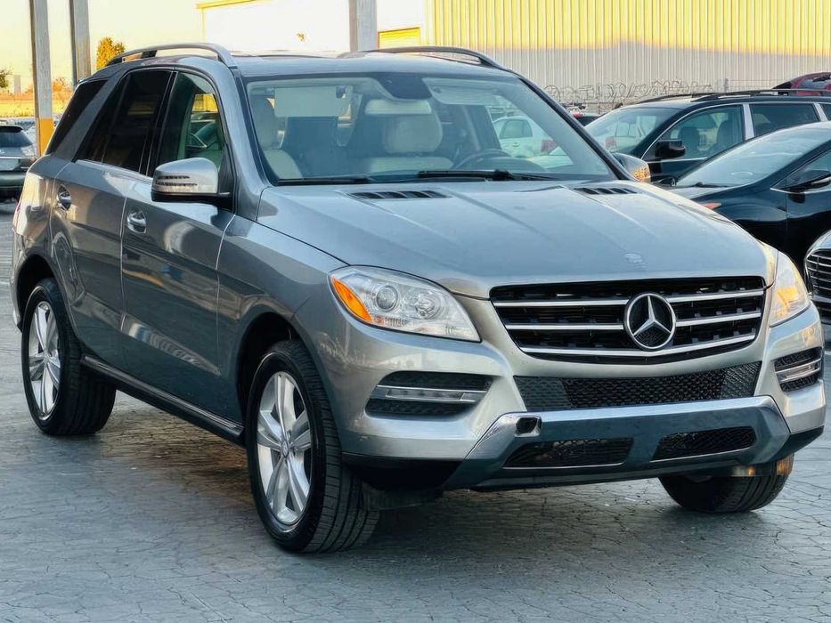 Mercedes-Benz M-Class ML 350 4MATIC      2013