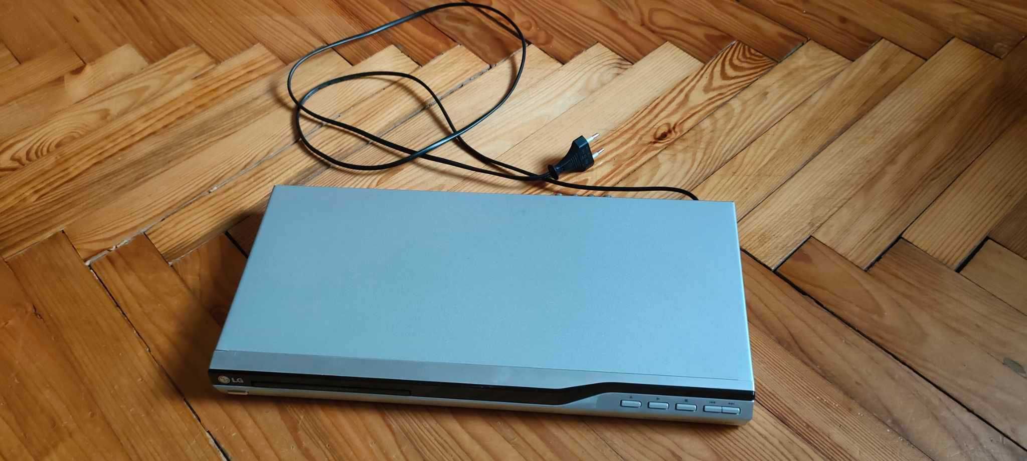 Odtwarzacz DVD LG DVX276