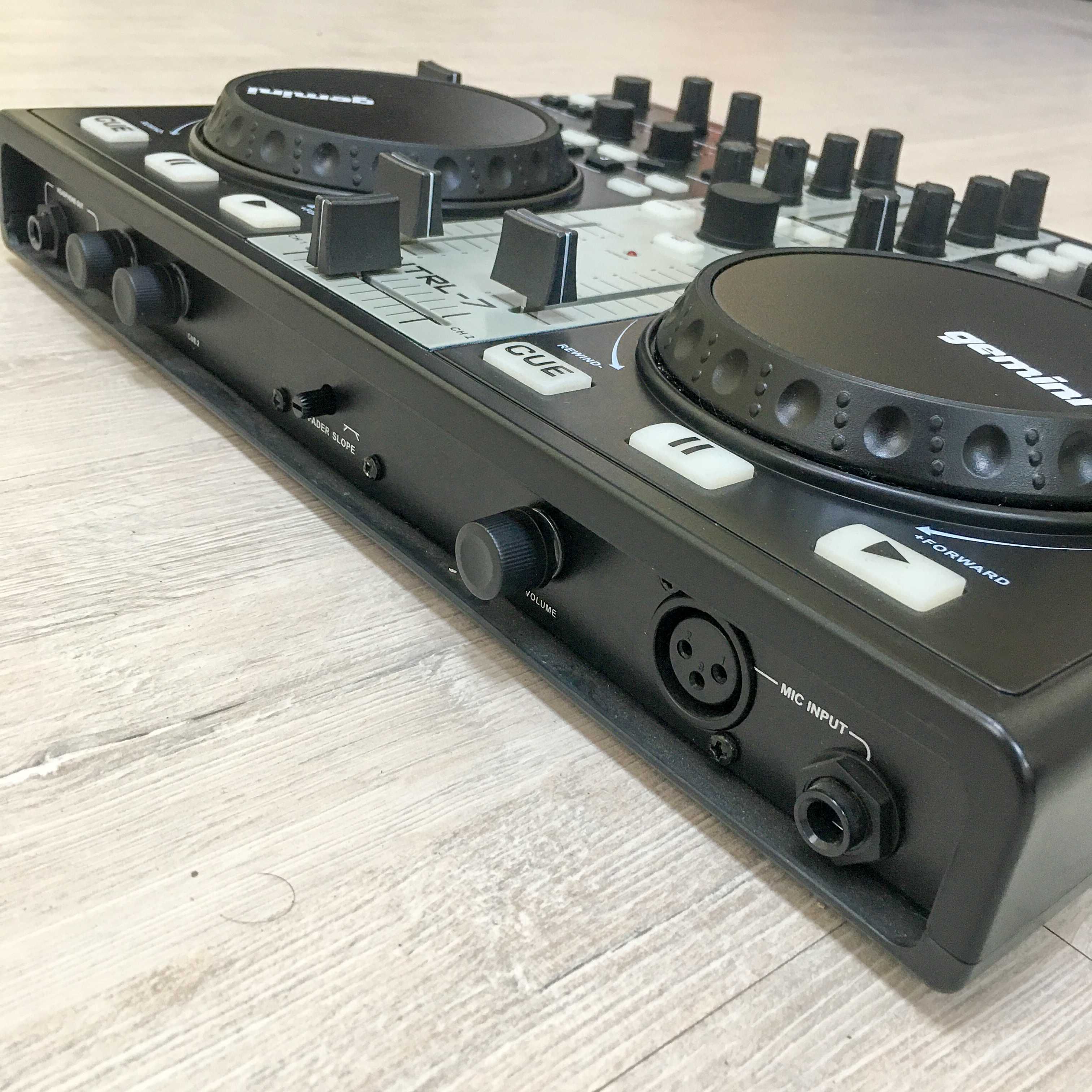 Увага РОЗПРОДАЖ! Цифровий MIDI-контролер GEMINI CNTRL-7