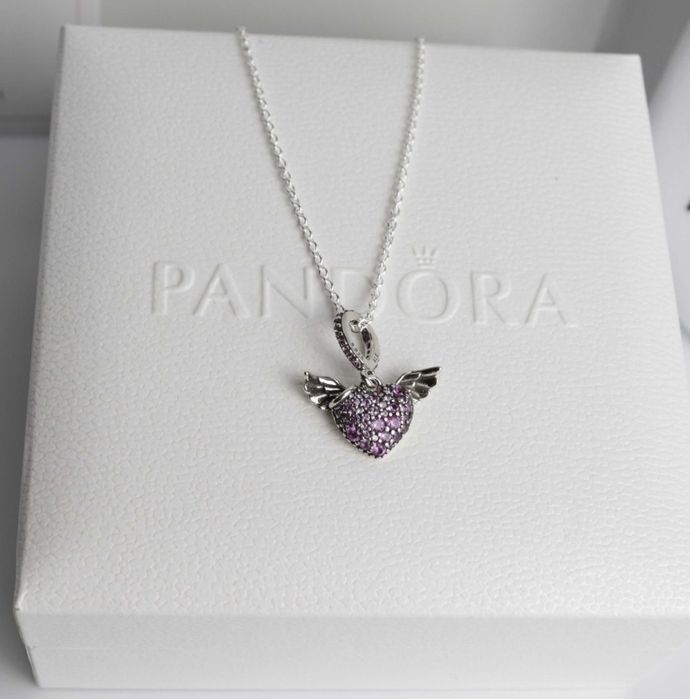 Pandora підвіска та фірмова коробочка