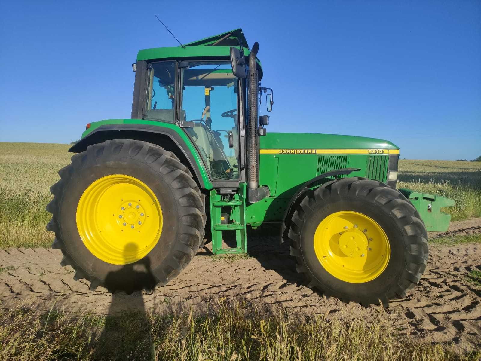 Ciągnik rolniczy John Deere 6910 PQ,681