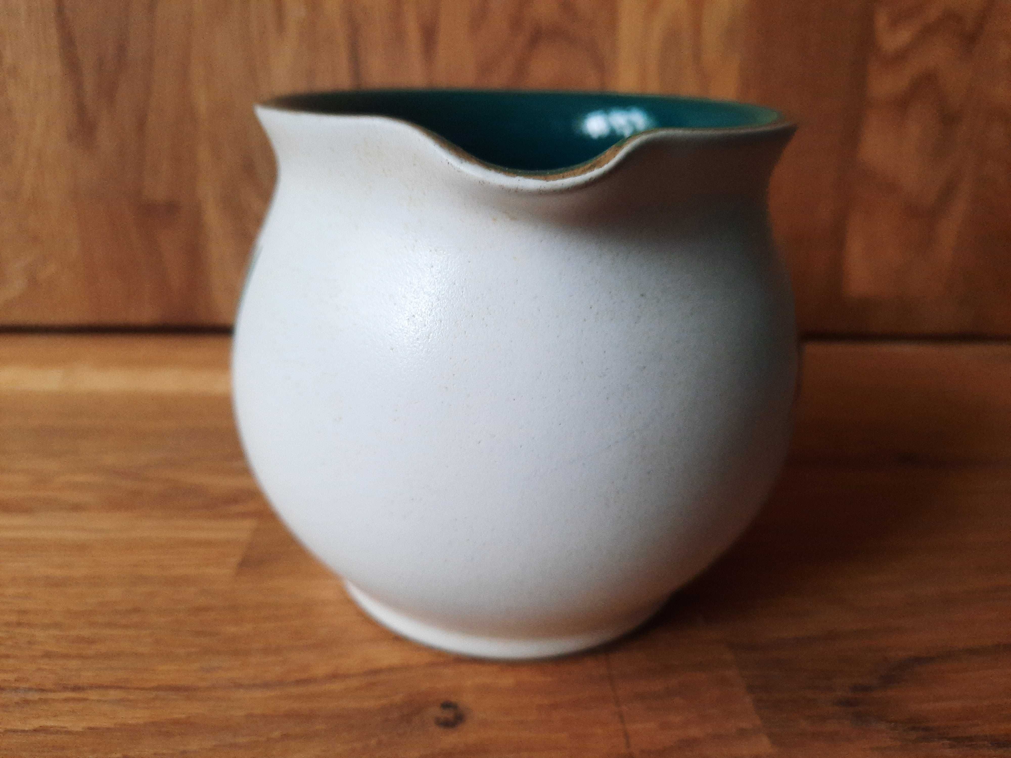dzbanuszek- mlecznik, ceramika ( kamionka )- vintage