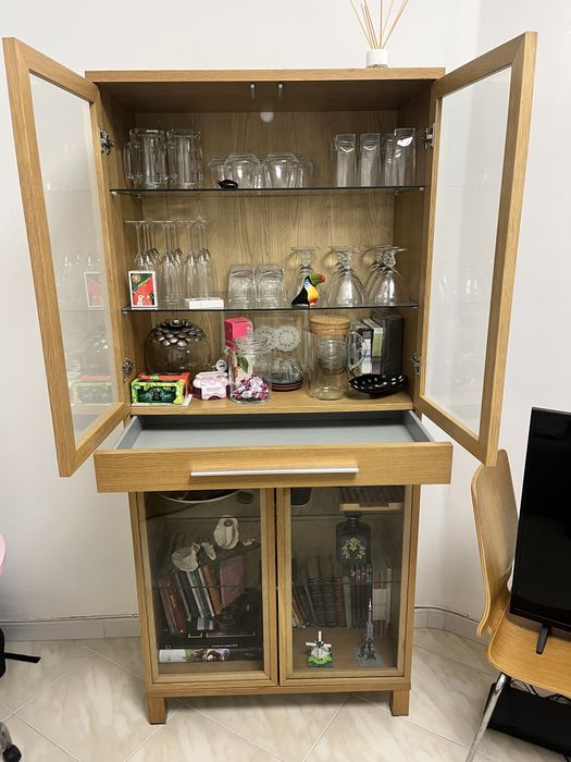Louçeiro/Vitrine IKEA