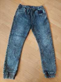 Spodnie chłopięce jeansowe r. 164 nowe stan b.dobry marki Reserved