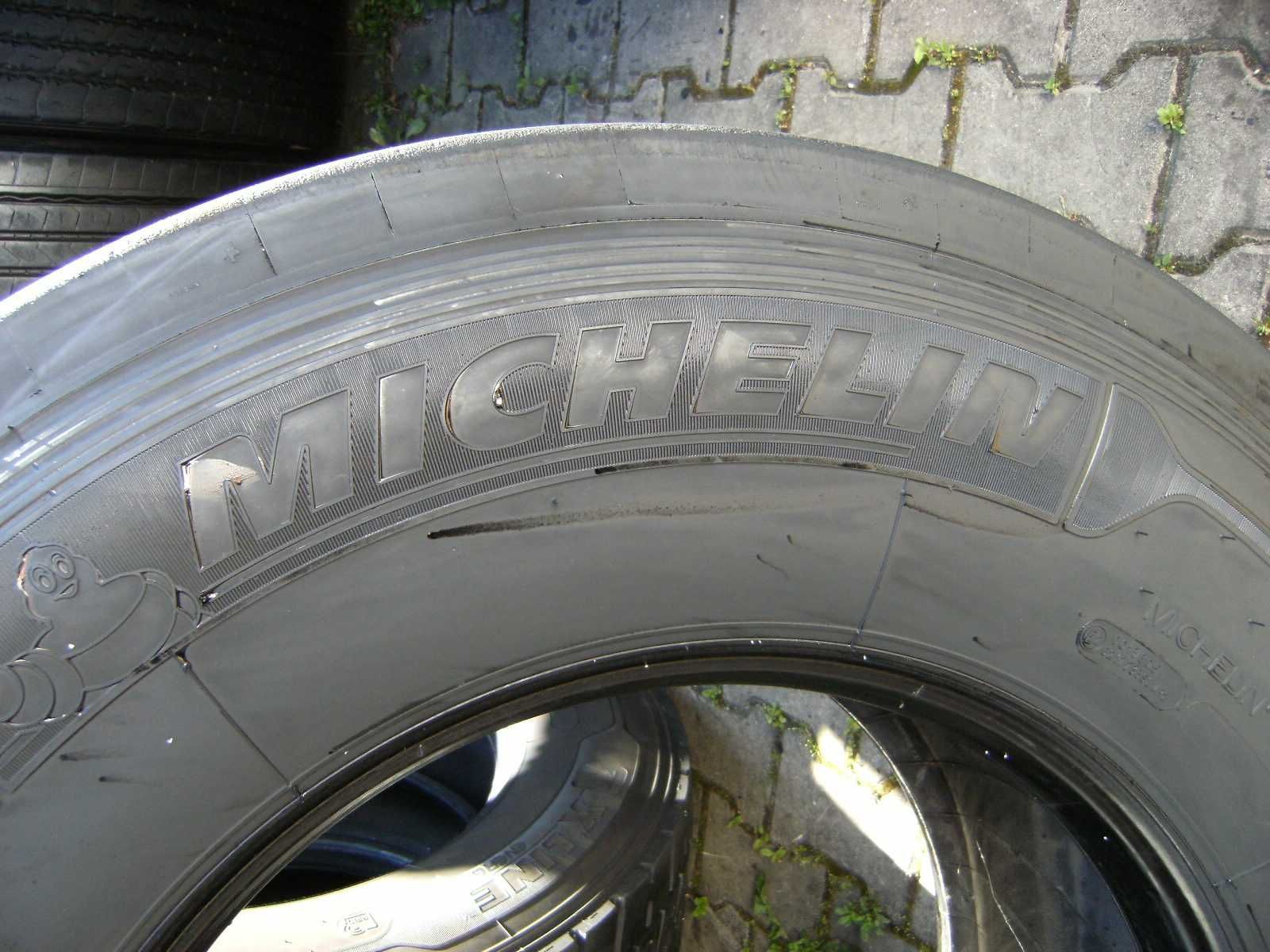 385/65R22.5 Michelin X Multi