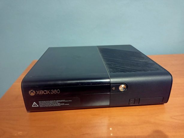 Xbox 360 Zasilacz Kinect Pad Gry 4GB