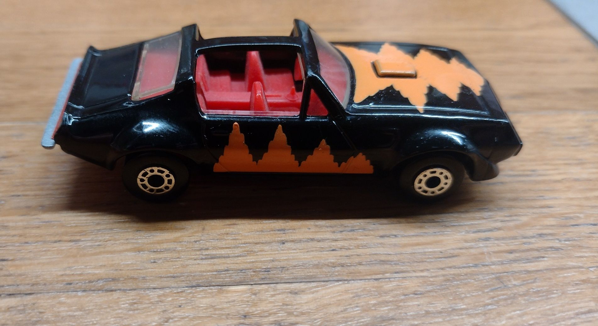Unikat Matchbox Pontiac Firebird 1979 rok. Stan kolekcjonerski.