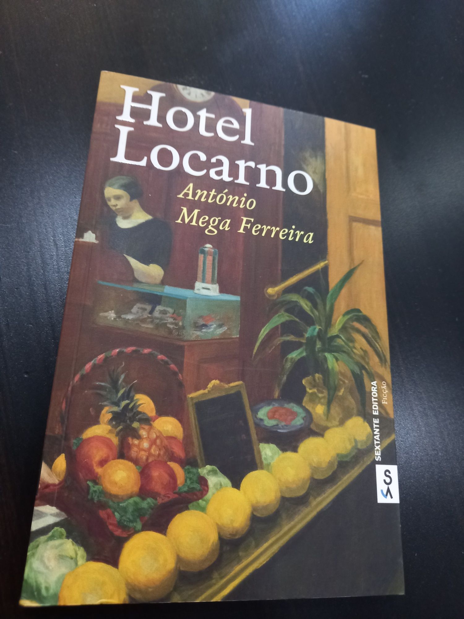 Livro Hotel Locarno (Novo)