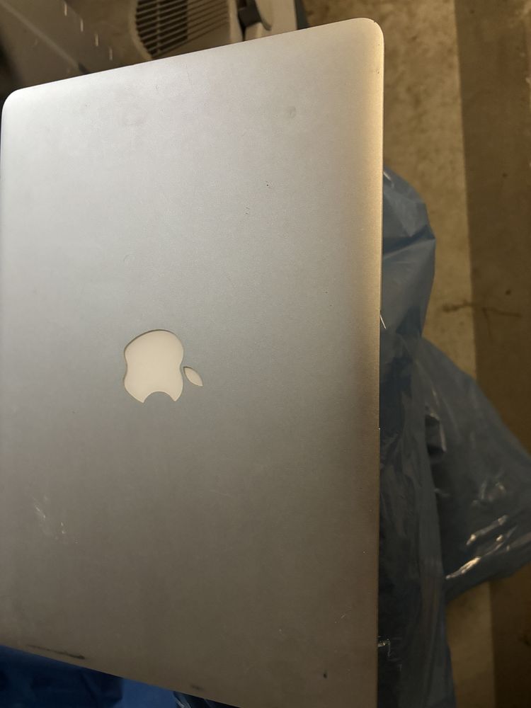 Apple MacBook Air