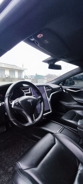 Тесла S 2016 Інтел 75d dual motor Tesla S