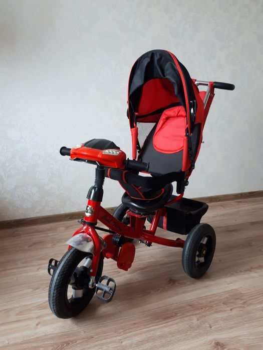 Детский трёхколёсный велосипед Best Trike, надувные колеса.