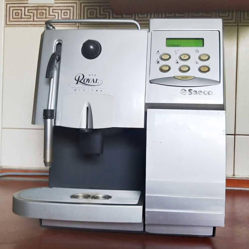 Automatyczny ekspres do kawy Saeco Royal Digital