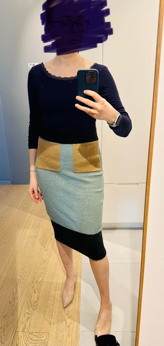 Spódnica marki COS, xs ( raczej s/m) węłna w dobrym stanie