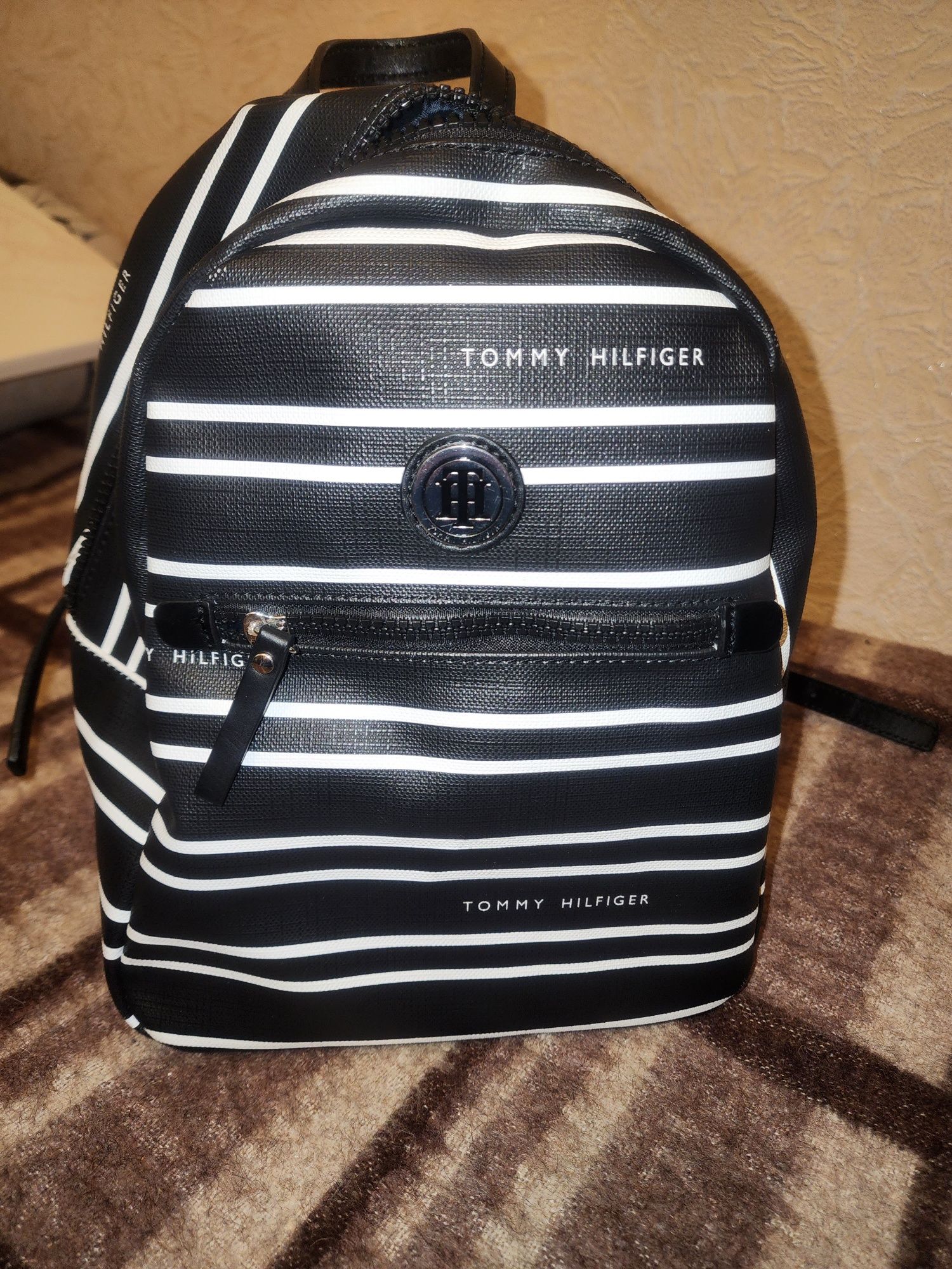 Рюкзачок Tommy Hilfiger ( новий)