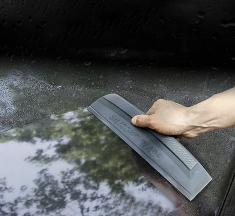 Oryginalną ściągaczka do wody