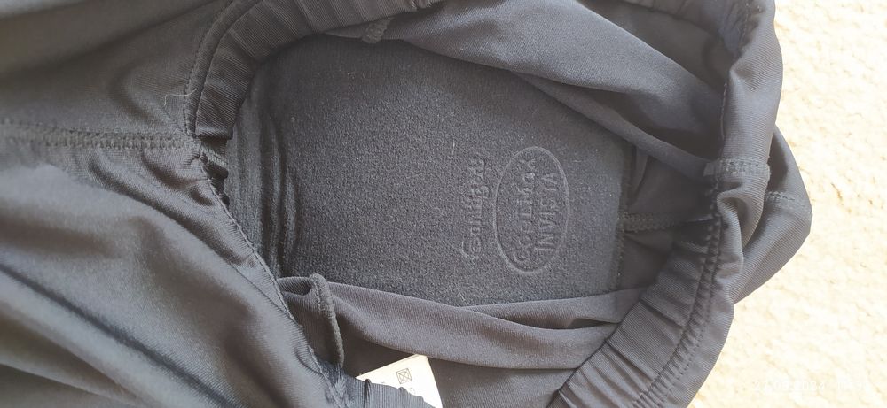 Spodenki na rower e-ruption, spodenki z wkładką na rower, szorty