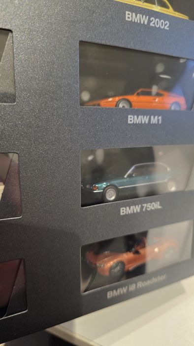 Super zestaw 10 szt. miniatur 1:64 BMW, oryginalne, nowe