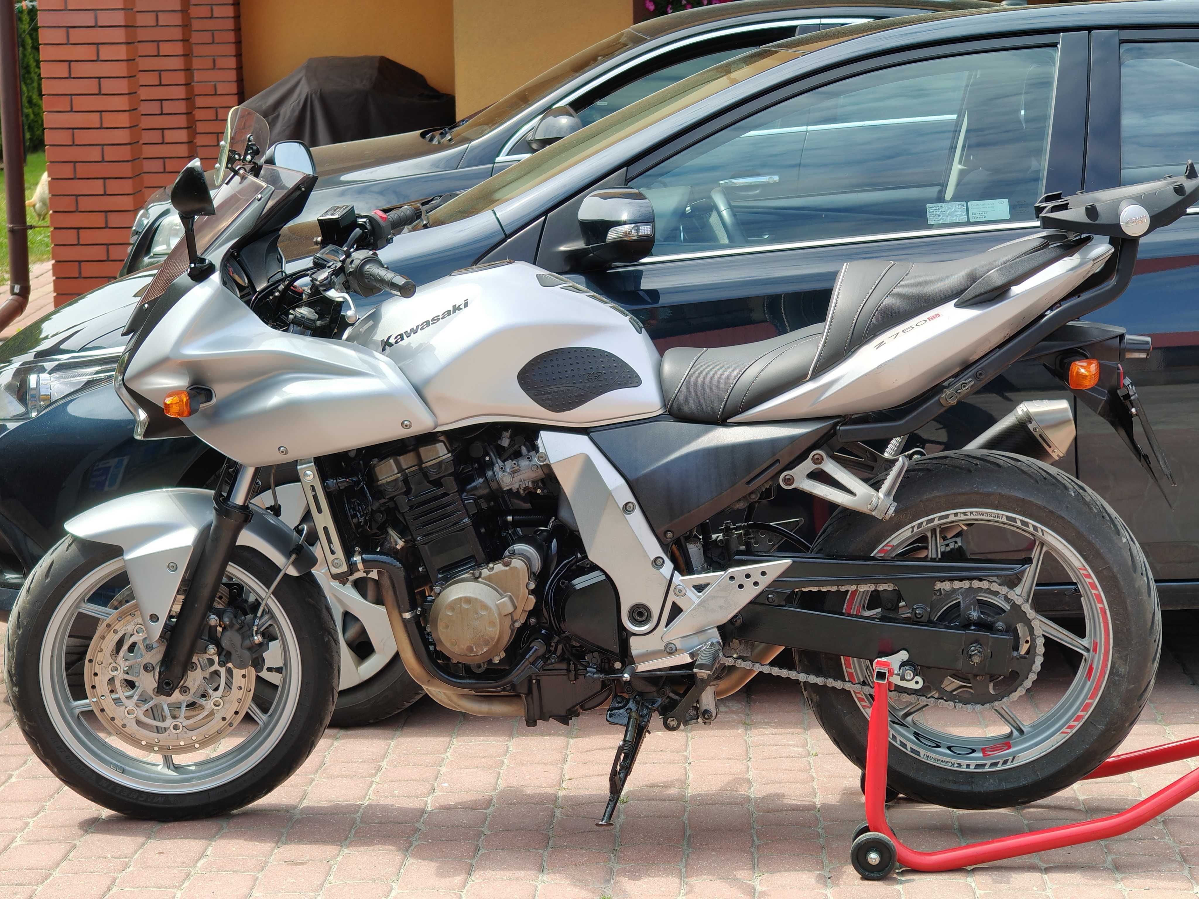 Kawasaki z750s 2006r, zadbany, serwisowany na bieżąco.