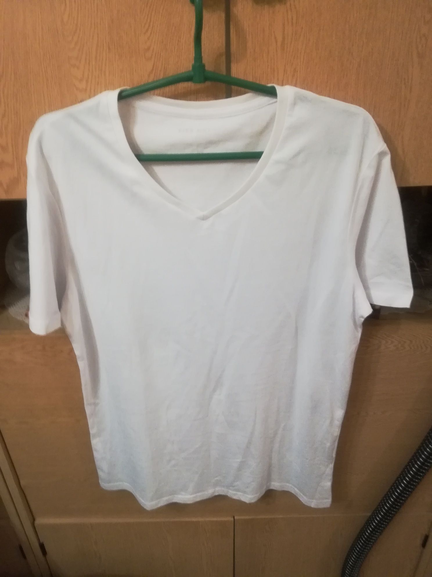 Męski T-shirt Roz L stan bdb