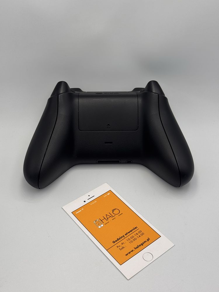 Pad Xbox Series S X od Halogsm
