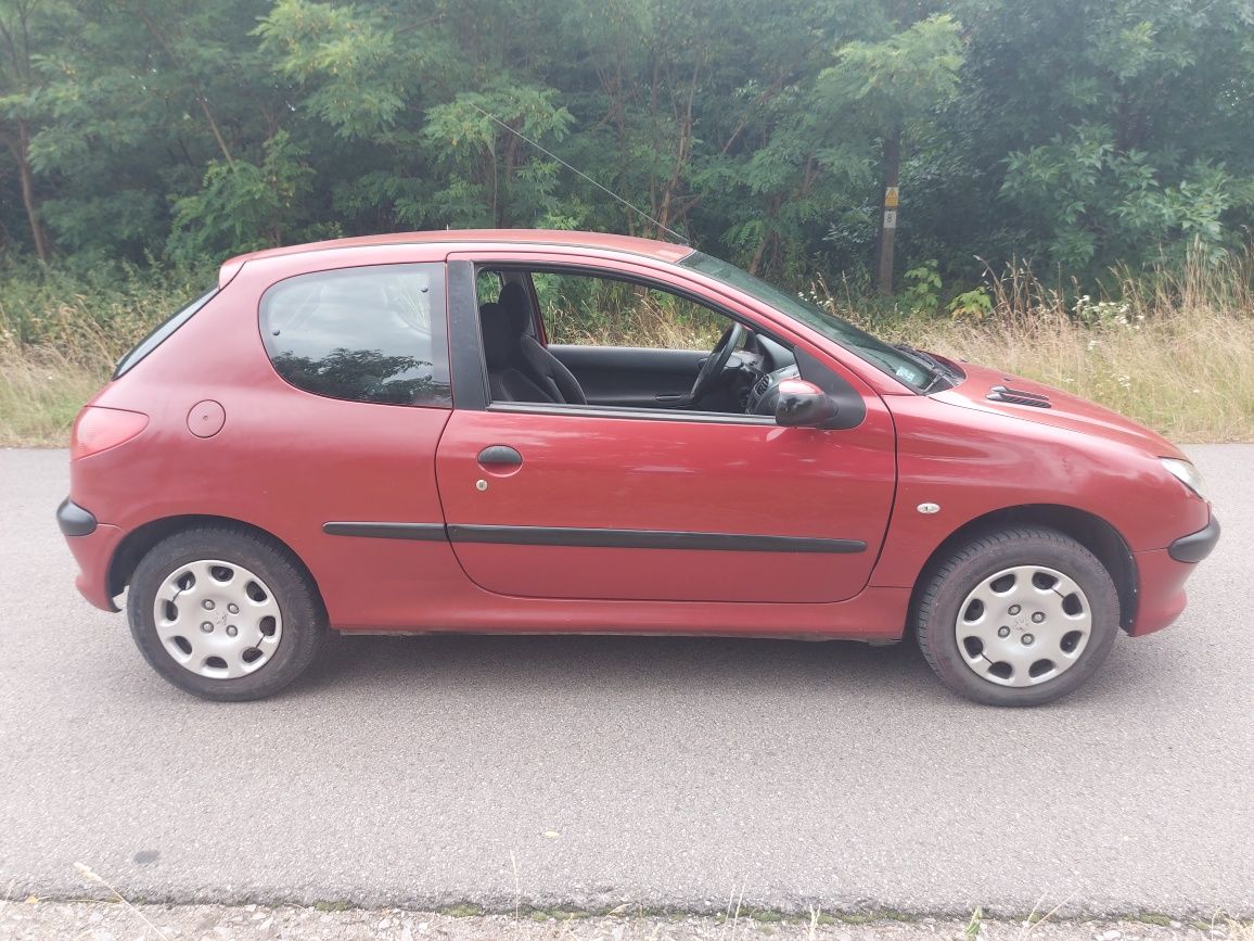 Peugeot 206 1.4 hdi 2006r.