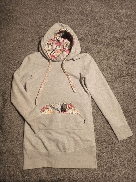 Długa bluza z kapturem r. XL
