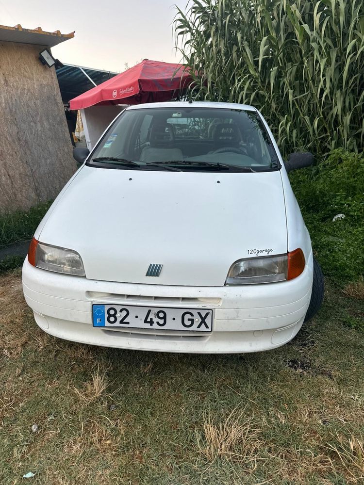 Fiat punto 55 com a junta da cabeça queimada mas a funcionar