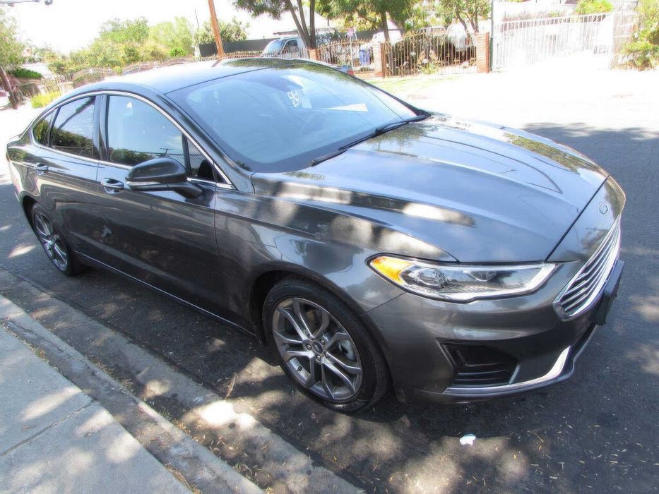 Ford Fusion SEL      2019