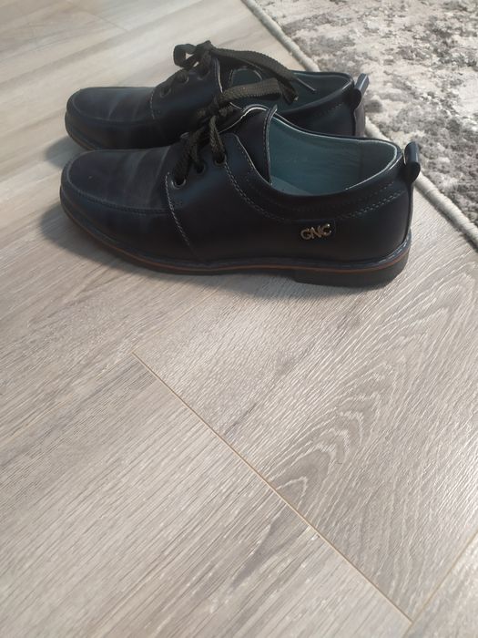 Туфлі для хлопчика 36 р.