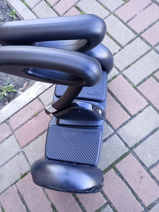 Продам гіроскутер ninebot S