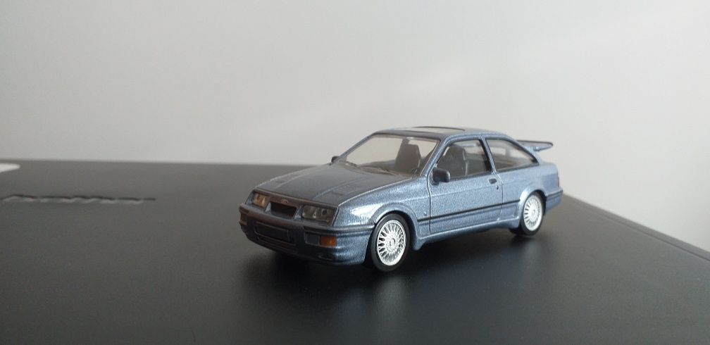 Ford sierra cosworth 1:43