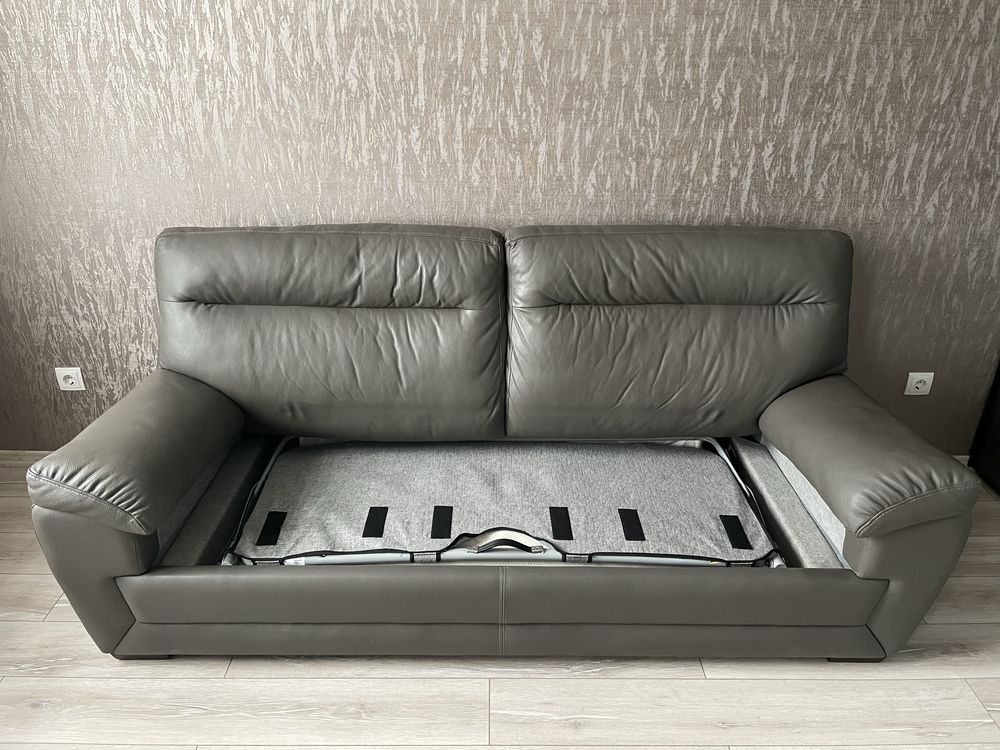 Диван (кровать) натуральной кожи  ROSSATTI  220*90