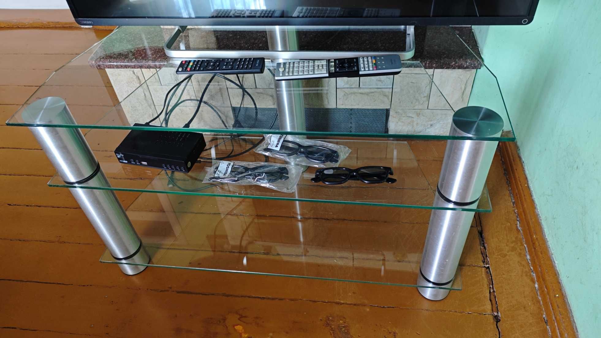 Telewizor 3D Toshiba + stolik