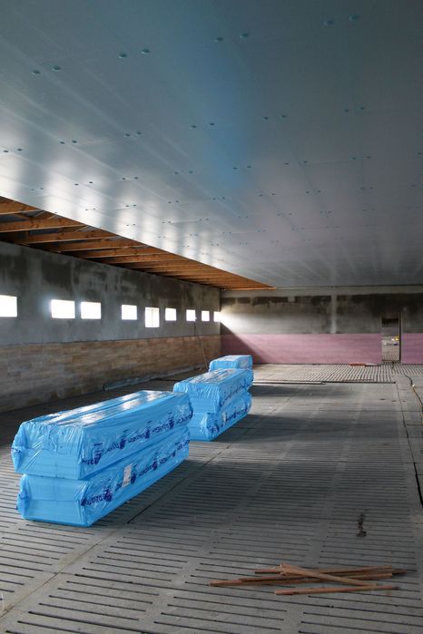 Podbitka Strop do Obory Chlewni Kurnika Pianka Piana Styrodur XPS AGRO