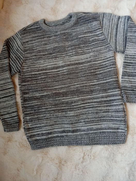 Продам новий дитячий светр 158-164