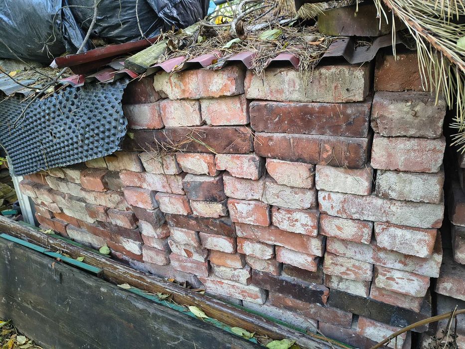 Cegła rozbiórkowa - stara