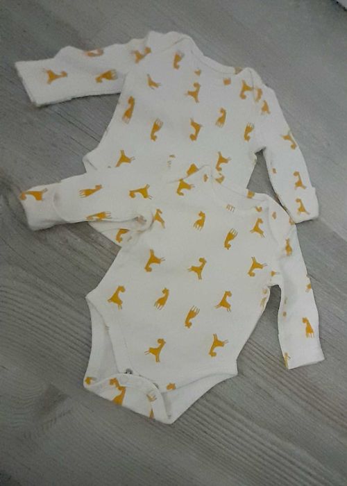 Zestaw nowych markowych ubranek wyprawka dla chłopca 0-3m