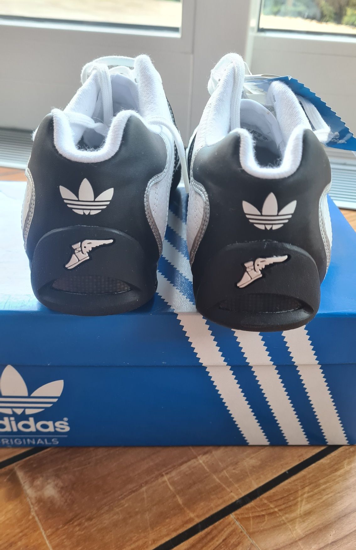 Adidas Adiracer Low - nowe