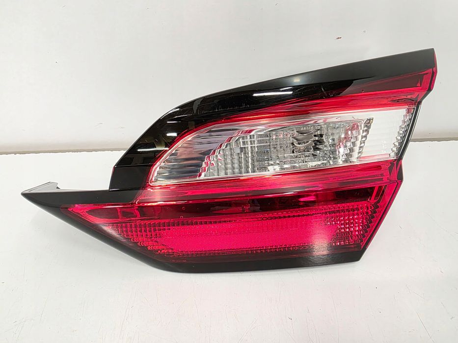 lampa tył tylna prawa ford fiesta mk8 lift led w klapę n1bb-13a602-a