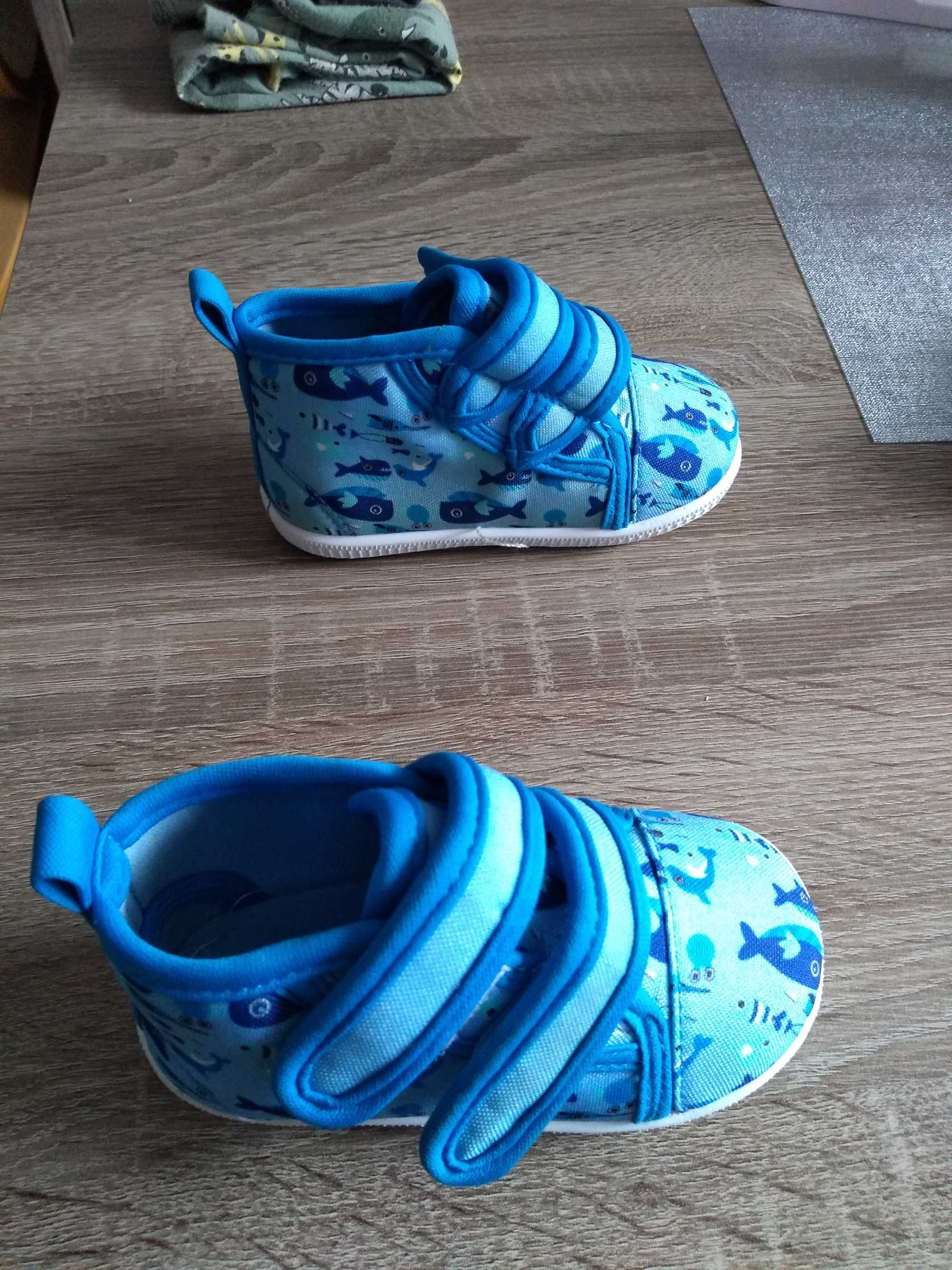 buty sportowe dziecięce nowe