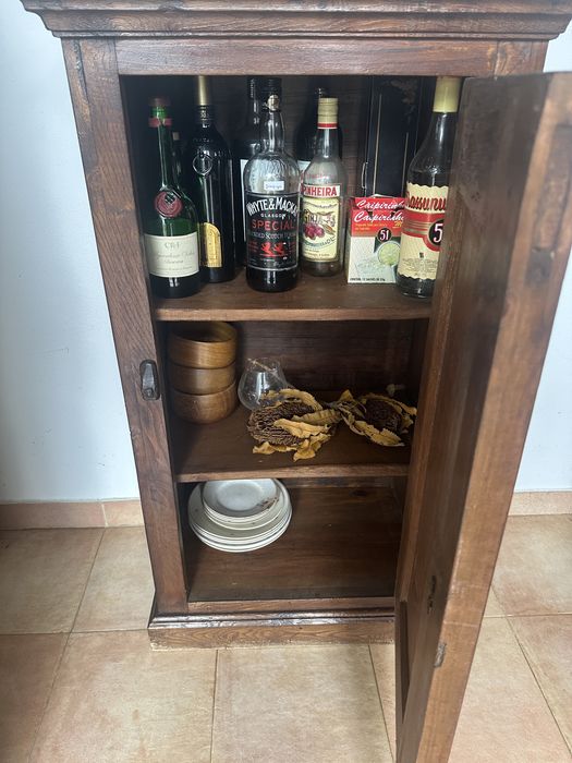 Movel rustico antigo