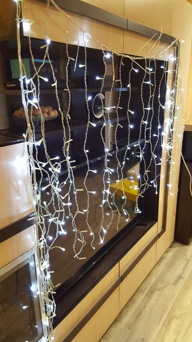 Новогодние украшения елки гирлянды