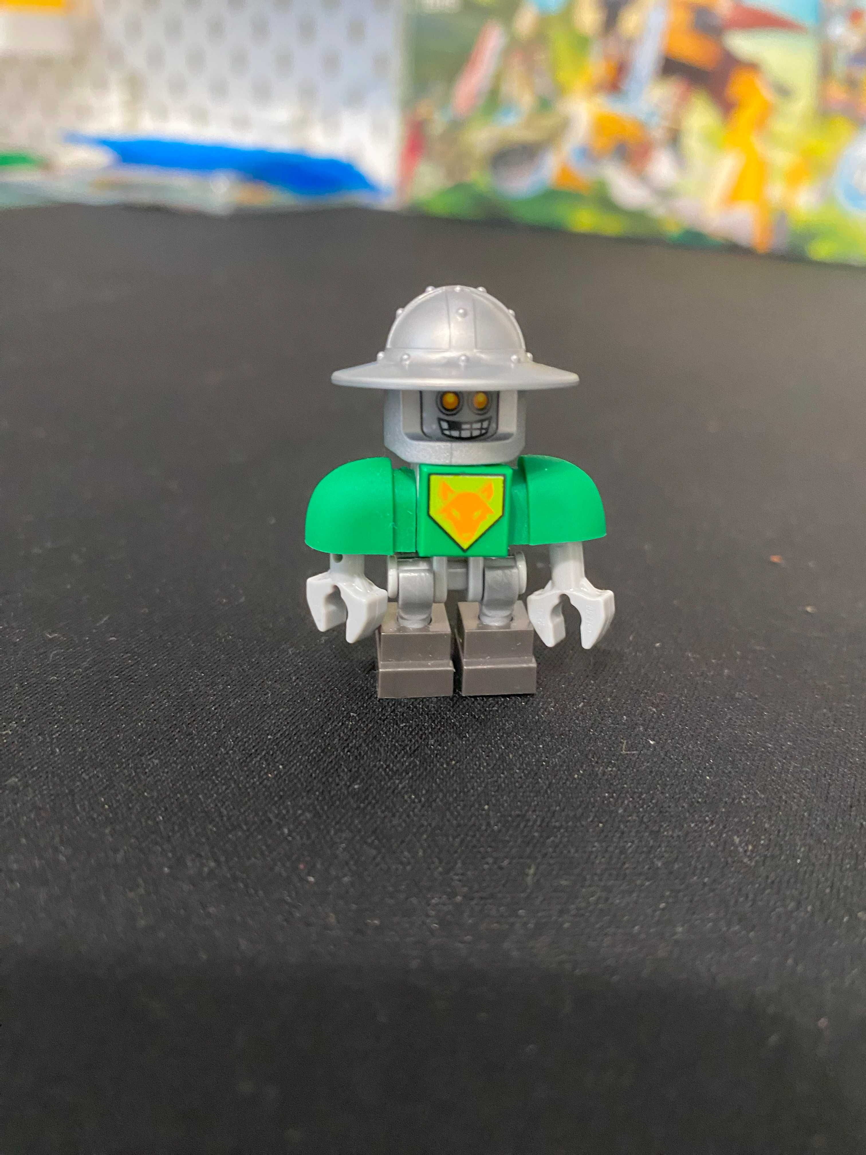 LEGO nex029 Aaron Bot